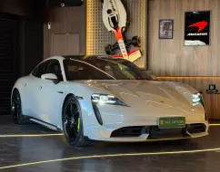 PORSCHE TAYCAN TURBO ELÉTRICO PORSCHE TAYCAN TURBO ELÉTRICO