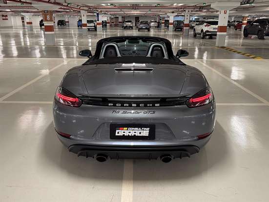 PORSCHE-718-2025