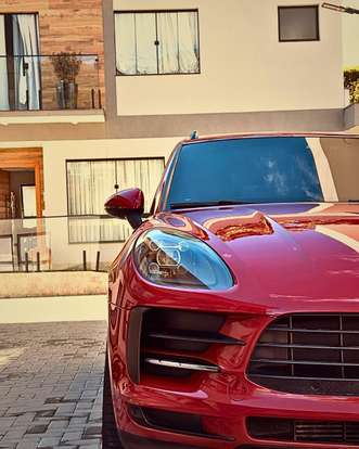 PORSCHE-MACAN-2021