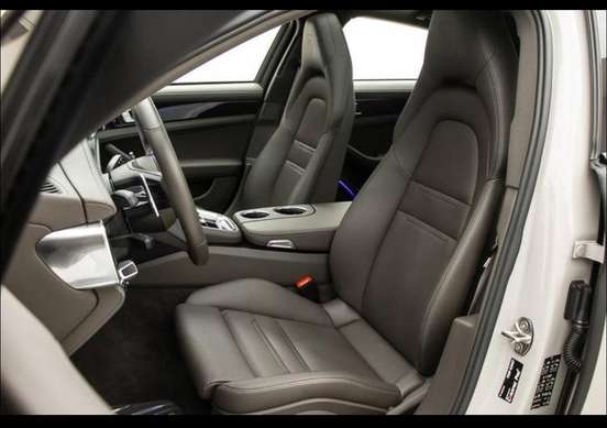 PORSCHE-PANAMERA-2020