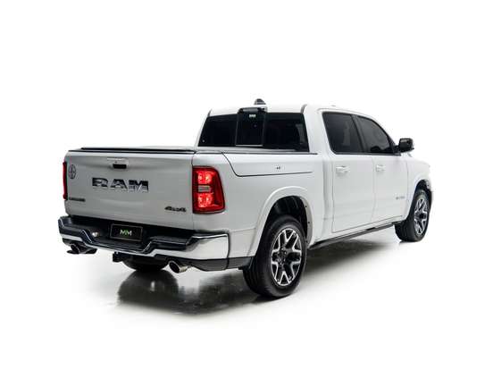 RAM-1500-3.0 HURRICANE 6 BITURBO GASOLINA LARAMIE CD 4X4 AUTOMÁTICO RAM-1500-2024