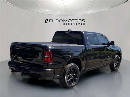 RAM-1500-3.0 HURRICANE 6 BITURBO GASOLINA LARAMIE NIGHT EDITION CD 4X4 AUTOMÁTICO RAM-1500-2025