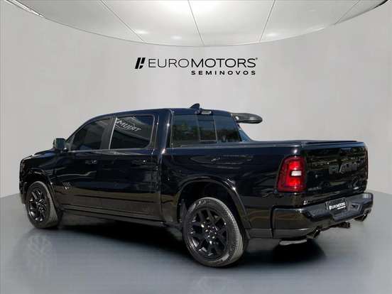 RAM-1500-3.0 HURRICANE 6 BITURBO GASOLINA LARAMIE NIGHT EDITION CD 4X4 AUTOMÁTICO RAM-1500-2025
