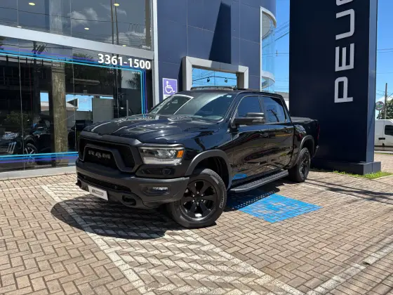 RAM 1500 5.7 V8 GASOLINA REBEL CD 4X4 AUTOMÁTICO
