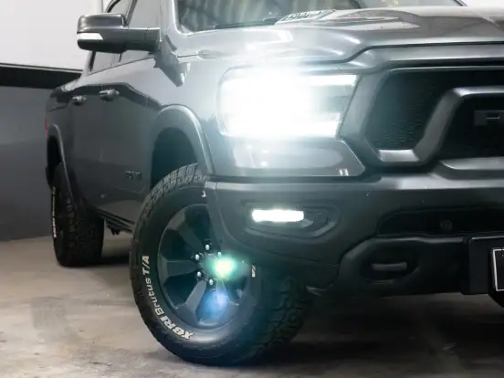 RAM-1500-5.7 V8 GASOLINA REBEL CD 4X4 AUTOMÁTICO RAM-1500-2022