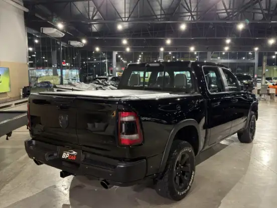 RAM-1500-5.7 V8 GASOLINA REBEL CD 4X4 AUTOMÁTICO RAM-1500-2022