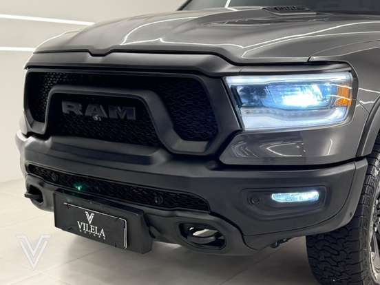 RAM-1500-5.7 V8 GASOLINA REBEL CD 4X4 AUTOMÁTICO RAM-1500-2023