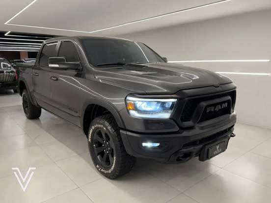 RAM-1500-5.7 V8 GASOLINA REBEL CD 4X4 AUTOMÁTICO RAM-1500-2023