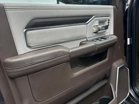RAM-2500-6.7 I6 TURBO DIESEL LARAMIE CD 4X4 AUTOMÁTICO RAM-2500-2026
