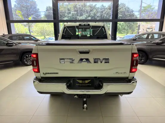 RAM-2500-6.7 I6 TURBO DIESEL LARAMIE CD 4X4 AUTOMÁTICO RAM-2500-2021