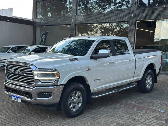 RAM 2500 6.7 I6 TURBO DIESEL LARAMIE CD 4X4 AUTOMÁTICO
