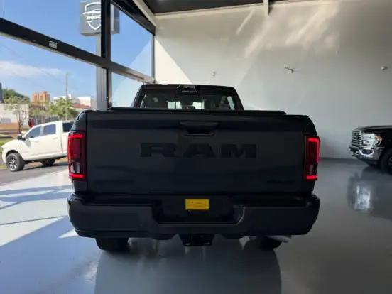 RAM-3500-6.7 I6 TURBO DIESEL LARAMIE NIGHT EDITION CD 4X4 AUTOMÁTICO RAM-3500-2026