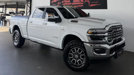RAM 3500 6.7 I6 TURBO DIESEL LIMITED LONGHORN CD 4X4  AUTOMÁTICO