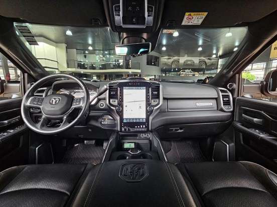 RAM-3500-6.7 I6 TURBO DIESEL LARAMIE NIGHT EDITION CD 4X4 AUTOMÁTICO RAM-3500-2022