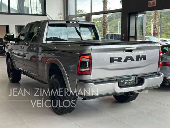 RAM-3500-6.7 I6 TURBO DIESEL LARAMIE NIGHT EDITION CD 4X4 AUTOMÁTICO RAM-3500-2022