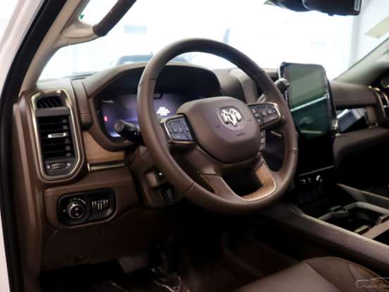 RAM-3500-6.7 I6 TURBO DIESEL LIMITED LONGHORN CD 4X4 AUTOMÁTICO RAM-3500-2026