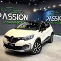 RENAULT CAPTUR 1.6 16V SCE FLEX INTENSE X-TRONIC RENAULT CAPTUR 1.6 16V SCE FLEX INTENSE X-TRONIC