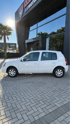 RENAULT-CLIO-2015