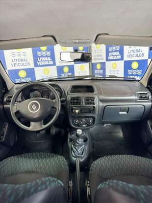 RENAULT-CLIO-2016