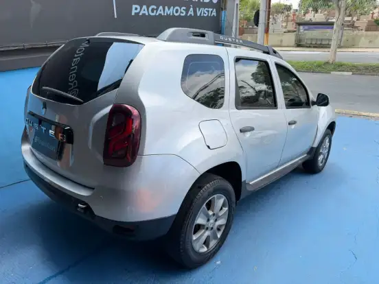 RENAULT-DUSTER-2017
