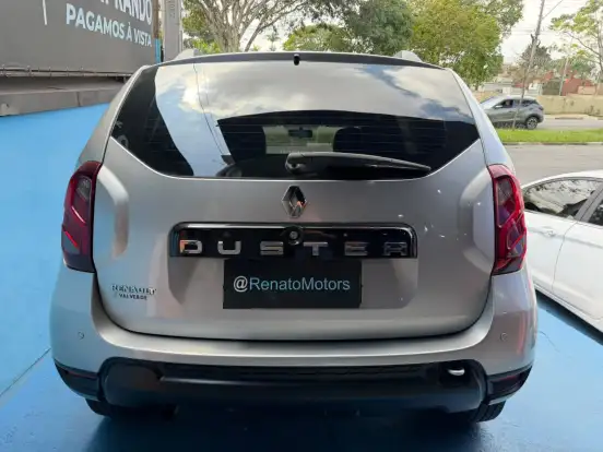 RENAULT-DUSTER-2017