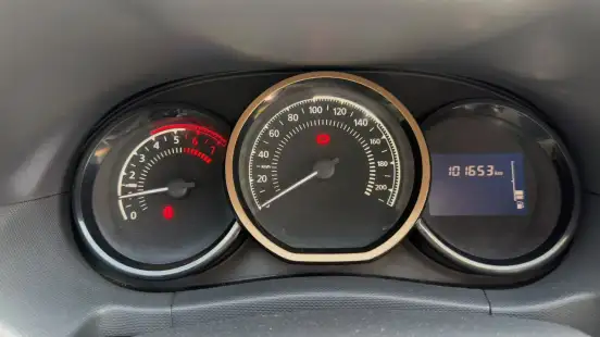 RENAULT-DUSTER-2017