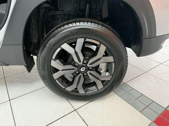 RENAULT-DUSTER-2025