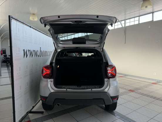 RENAULT-DUSTER-2025