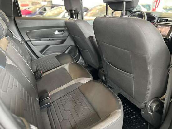 RENAULT-DUSTER-2020