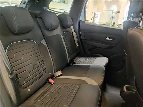 RENAULT-DUSTER-2025