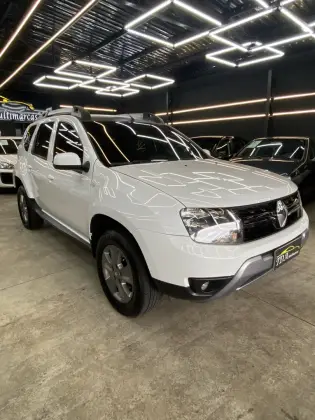 RENAULT DUSTER 2.0 16V HI-FLEX DYNAMIQUE AUTOMÁTICO