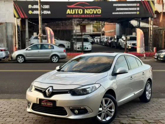 RENAULT FLUENCE 2.0 PRIVILÉGE 16V FLEX 4P AUTOMÁTICO