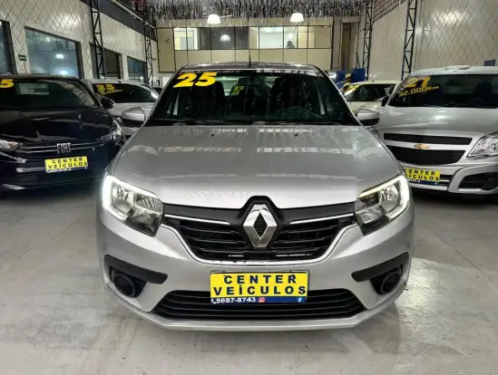 RENAULT-LOGAN-2024
