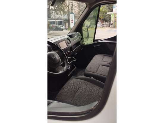 RENAULT-MASTER-2019