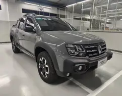 RENAULT OROCH 1.3 TCE FLEX OUTSIDER X-TRONIC RENAULT OROCH 1.3 TCE FLEX OUTSIDER X-TRONIC