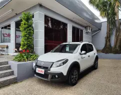 RENAULT SANDERO 1.6 SL STEPWAY RIP CURL 16V FLEX 4P MANUAL RENAULT SANDERO 1.6 SL STEPWAY RIP CURL 16V FLEX 4P MANUAL