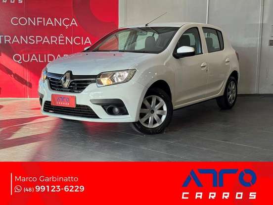 RENAULT-SANDERO-2019