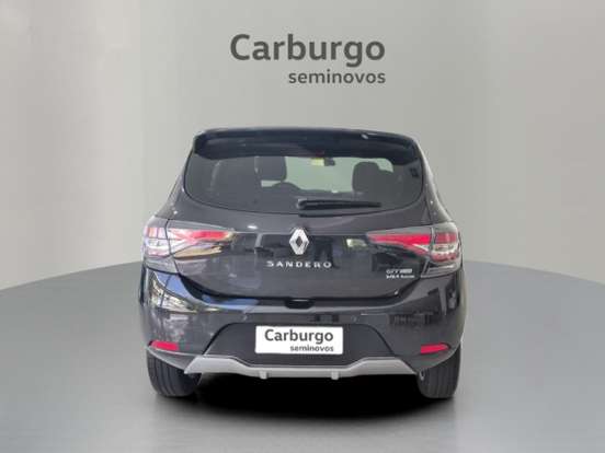 RENAULT-SANDERO-2021