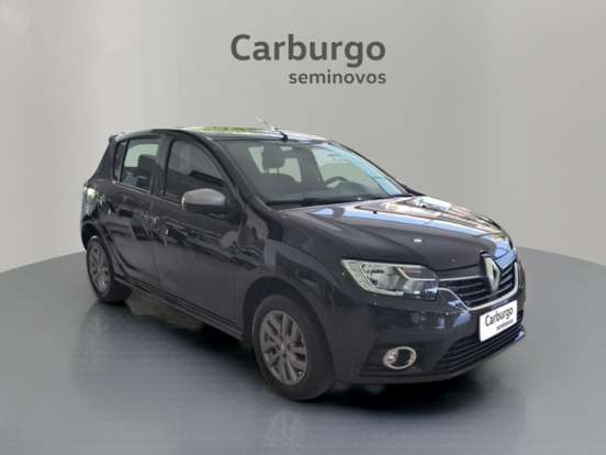 RENAULT-SANDERO-2021