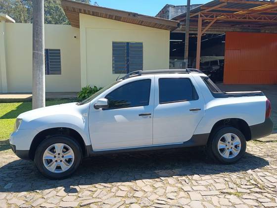 RENAULT DUSTER OROCH 1.6 16V SCE FLEX EXPRESSION MANUAL