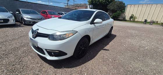 RENAULT FLUENCE 2.0 DYNAMIQUE PLUS 16V FLEX 4P AUTOMÁTICO