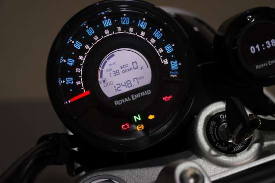 ROYAL ENFIELD-METEOR 650 ASTRAL-2026