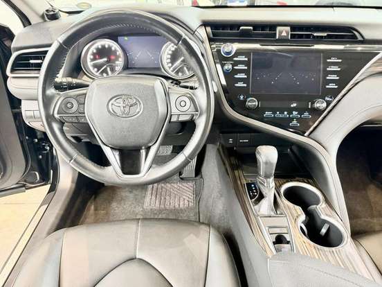 TOYOTA-CAMRY-2018
