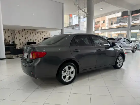 TOYOTA-COROLLA-2011