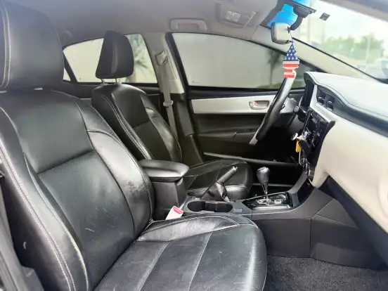 TOYOTA-COROLLA-2019
