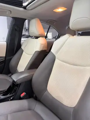 TOYOTA-COROLLA-2022