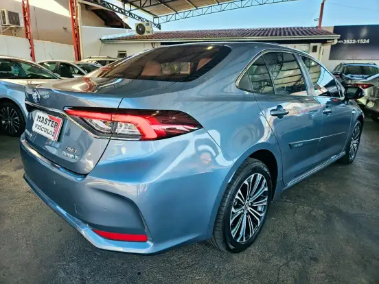 TOYOTA-COROLLA-2021