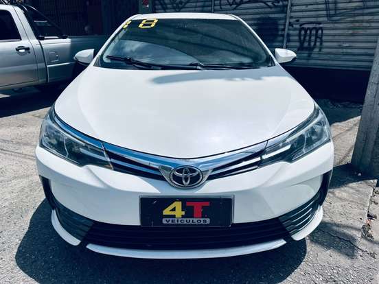 TOYOTA-COROLLA-2018