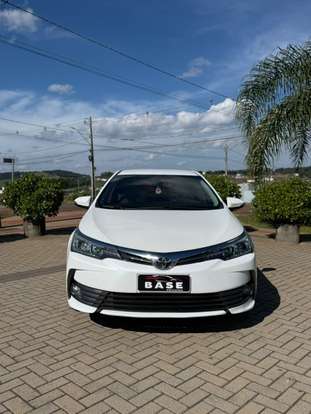 TOYOTA-COROLLA-2017