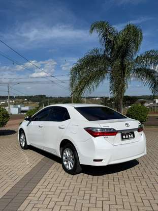 TOYOTA-COROLLA-2017